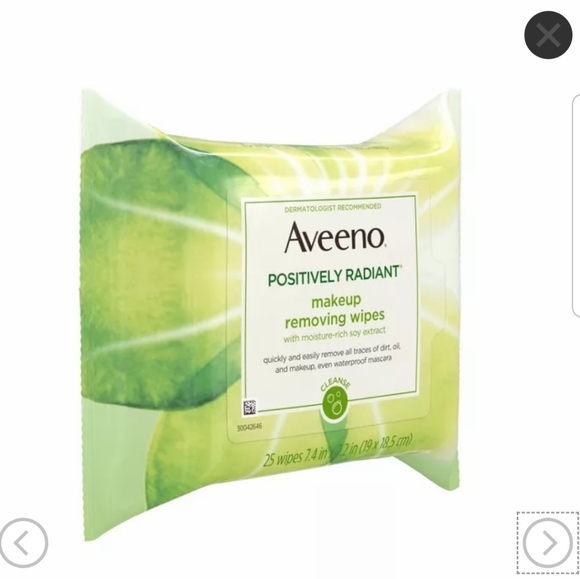 Aveeno Positively Radiant Makeup Removing Wipes - Picture 2 of 6